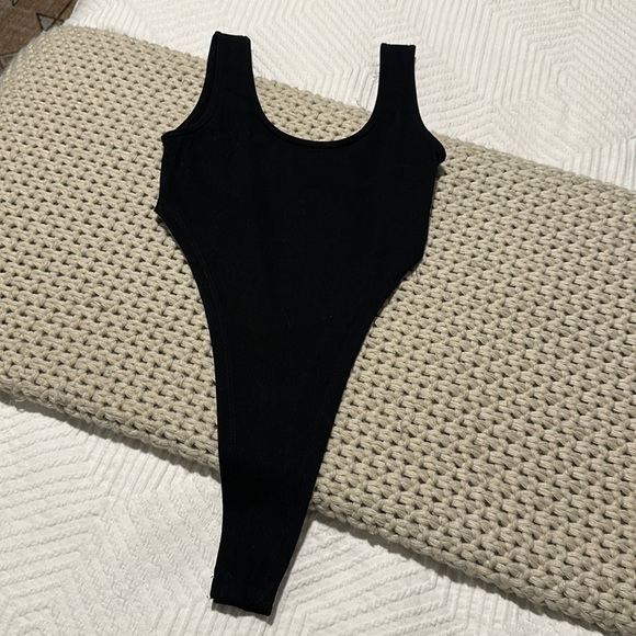 Adika Tops - Adika bodysuit